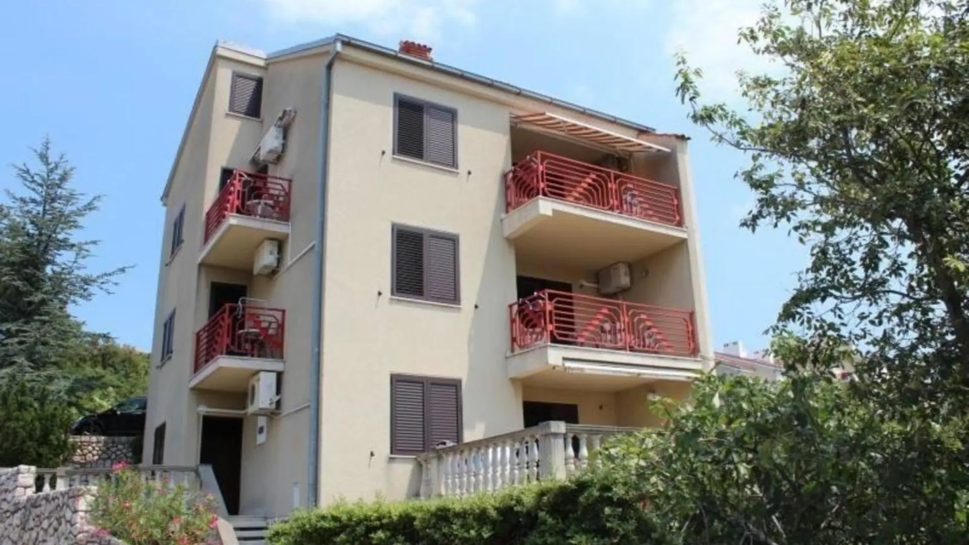 Apartment Fuer Zwei Erwachsene Und Zwei Kinder Novi Vinodolski 0*,  Croatia