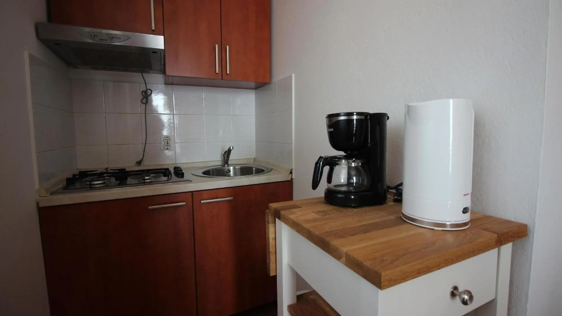 Apartment Fuer Zwei Erwachsene Und Zwei Kinder Novi Vinodolski