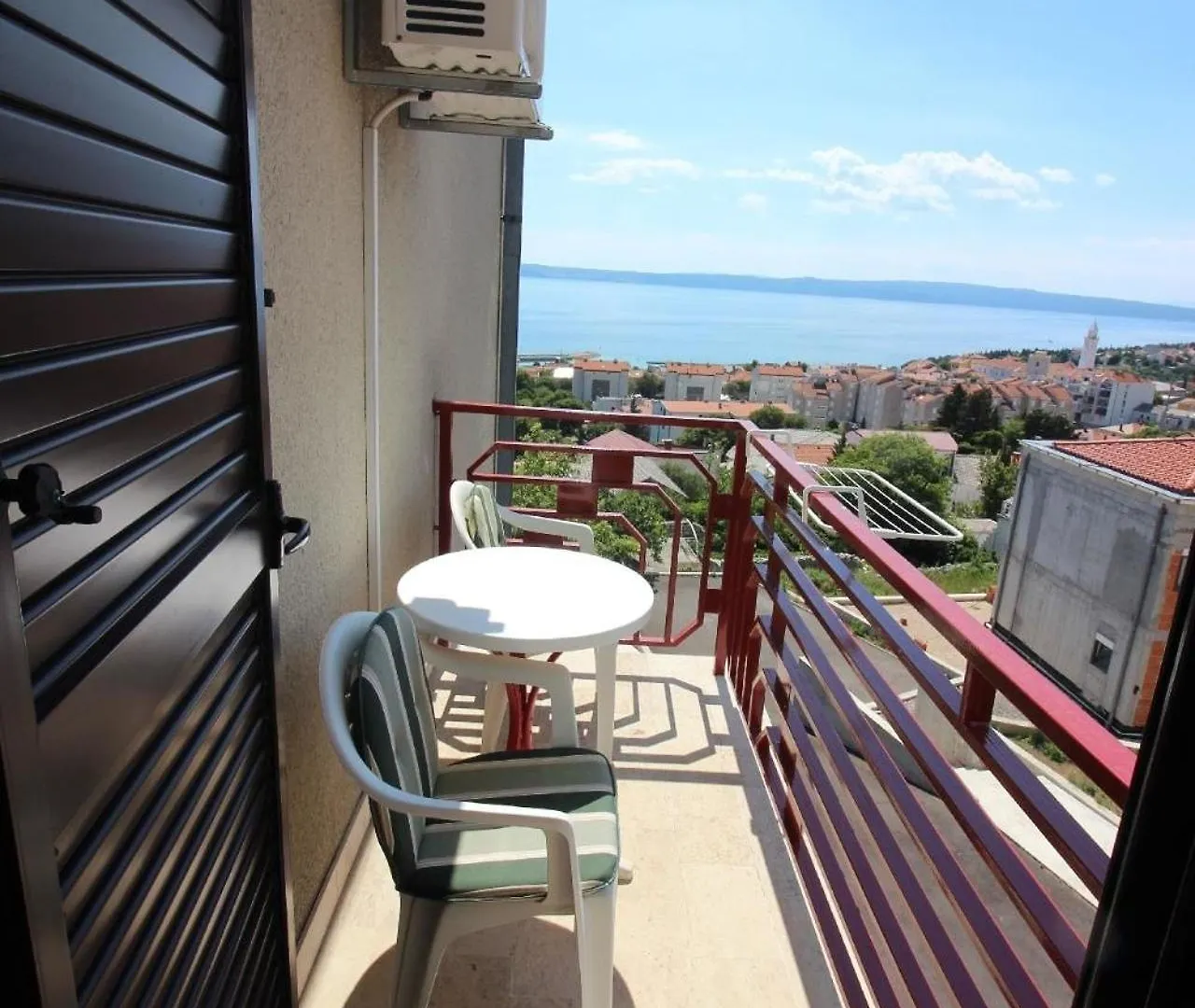 Apartment Fuer Zwei Erwachsene Und Zwei Kinder Novi Vinodolski Croatia